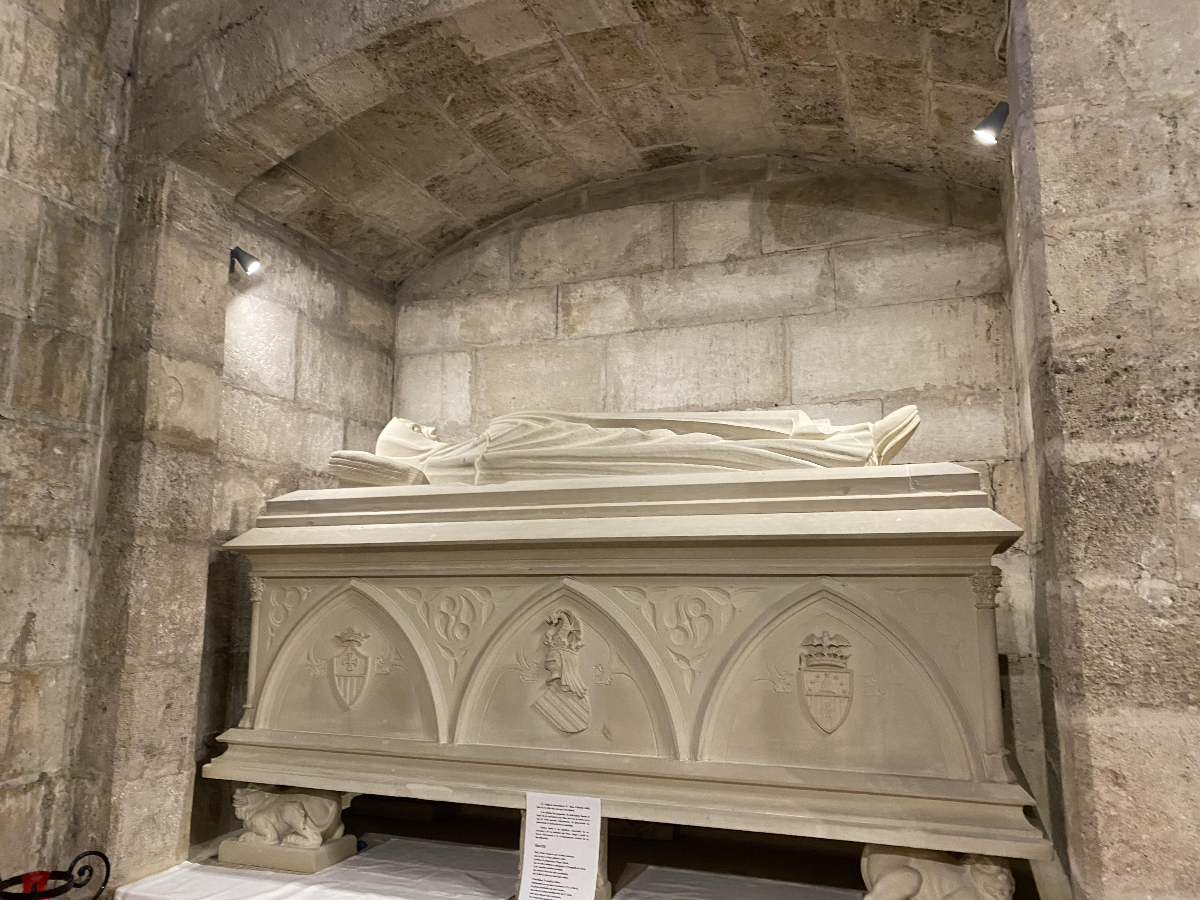 Tomb_Padre_Jofre_.JPG